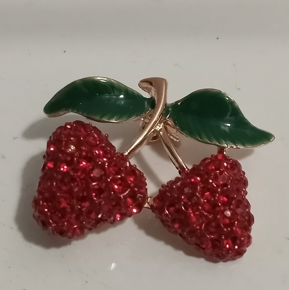 Vtg mcm Strawberries brooch - Picture 2 of 4